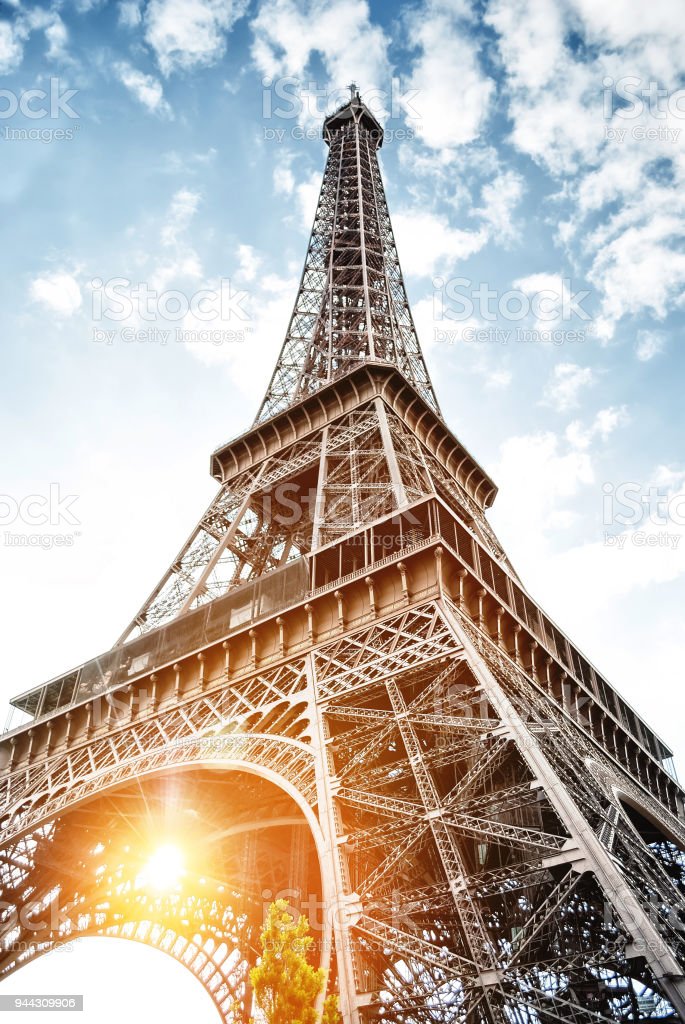 Detail Background Menara Eiffel Nomer 39