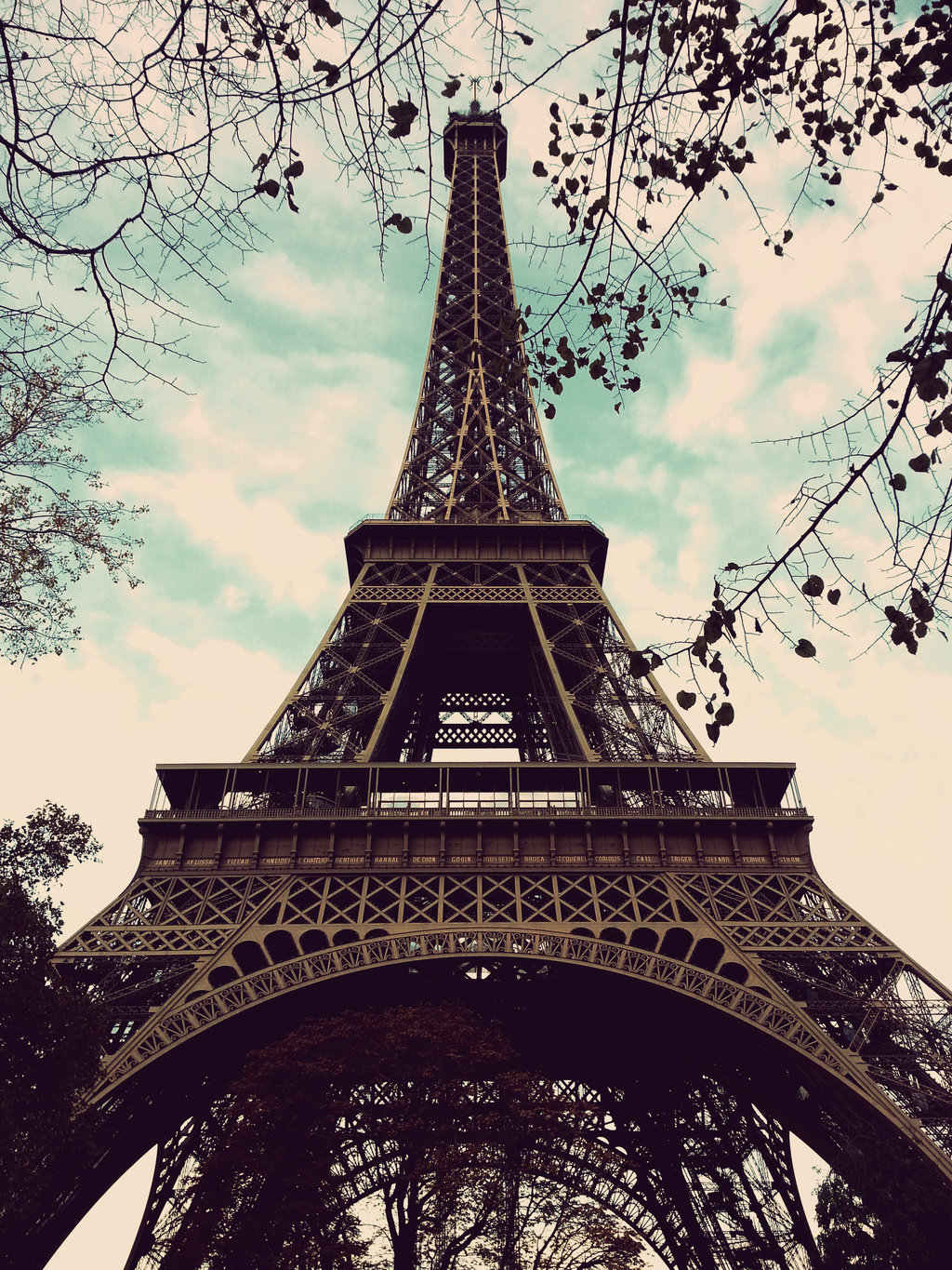 Detail Background Menara Eiffel Tumblr Nomer 2