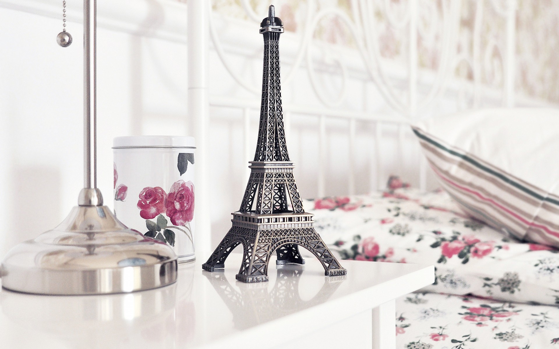 Detail Background Menara Eiffel Tumblr Nomer 38