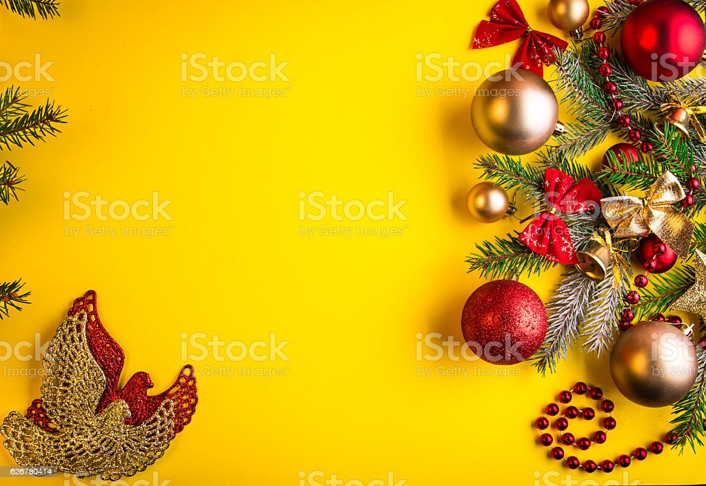 Detail Background Natal Kuning Nomer 2