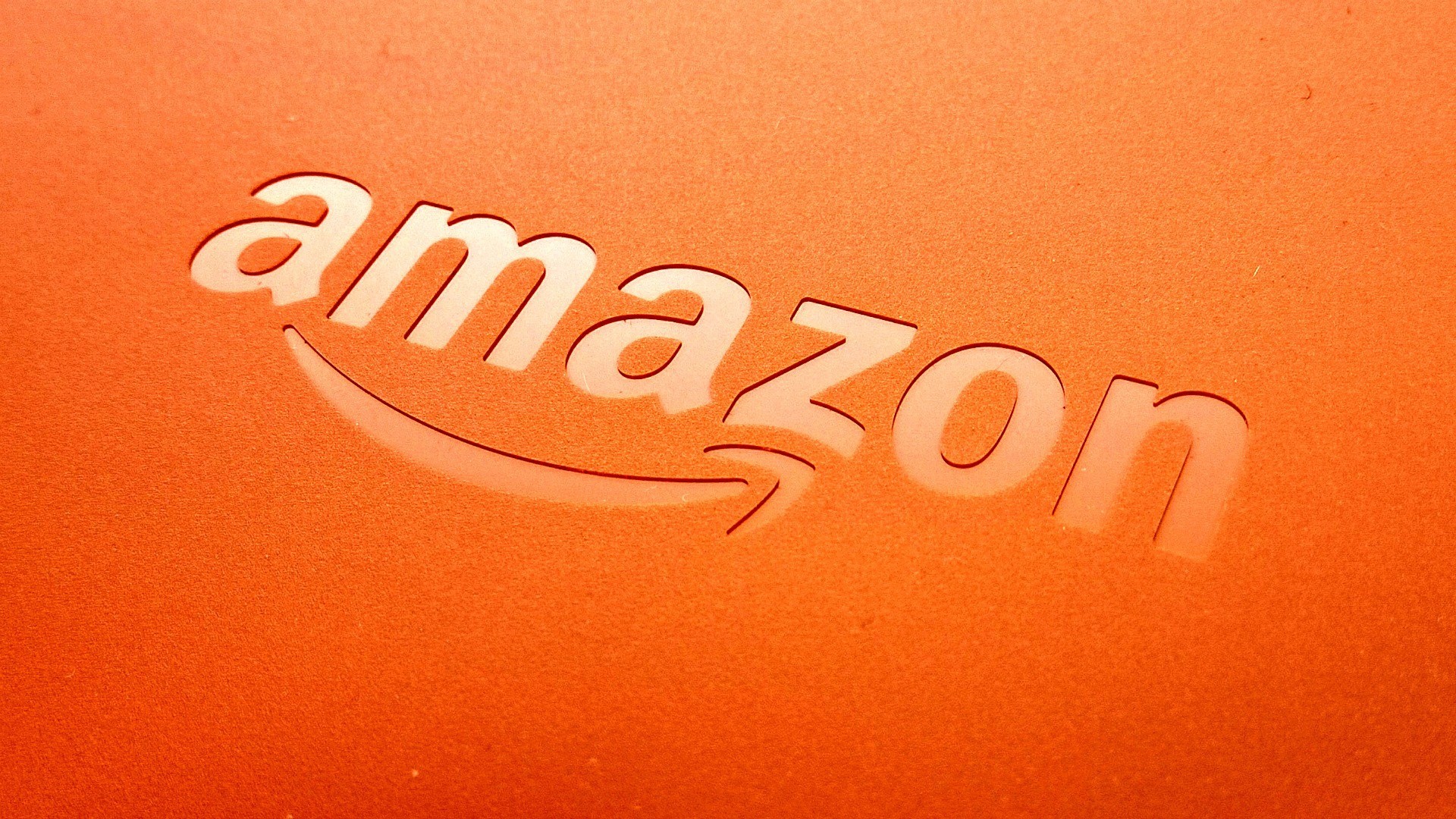 Detail Background On Amazon Nomer 19