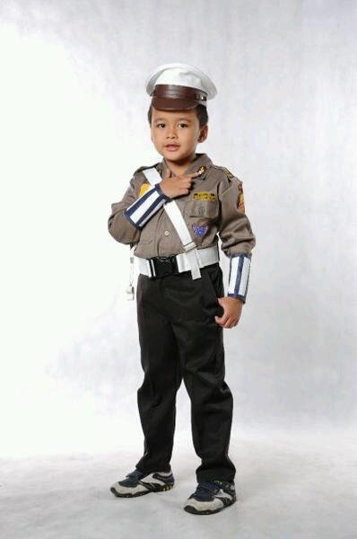 Detail Background Polisi Anak Nomer 11