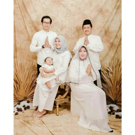 Detail Background Poto Keluarga Nomer 51
