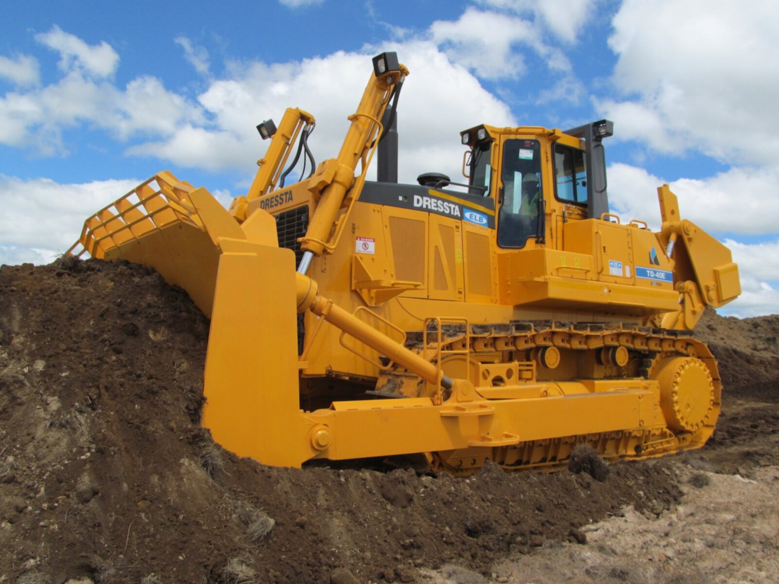 Detail Dozer Image Nomer 32