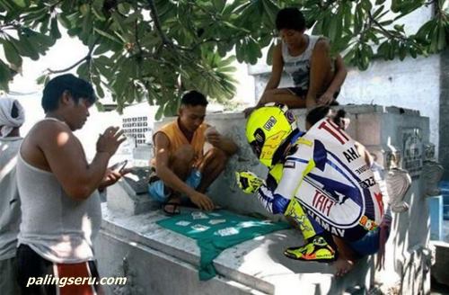 Detail Dp Bbm Valentino Rossi Nomer 40