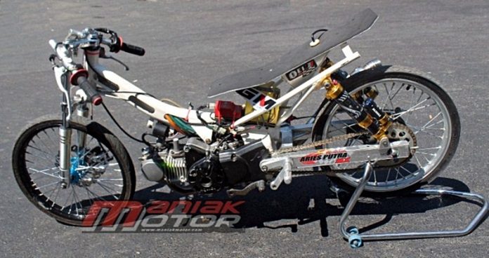 Detail Drag Motor Supra Nomer 4