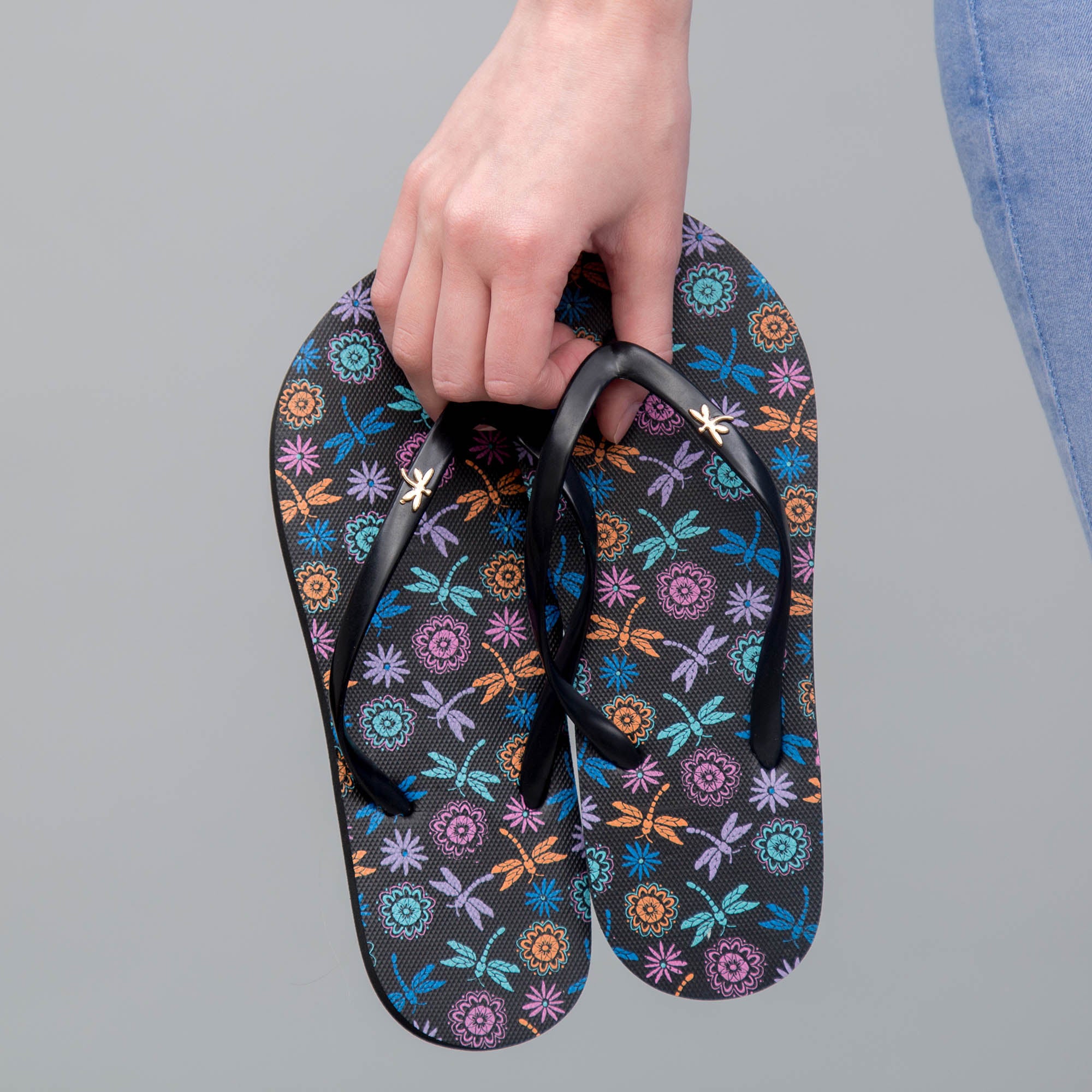 Detail Dragonfly Flip Flops Nomer 12