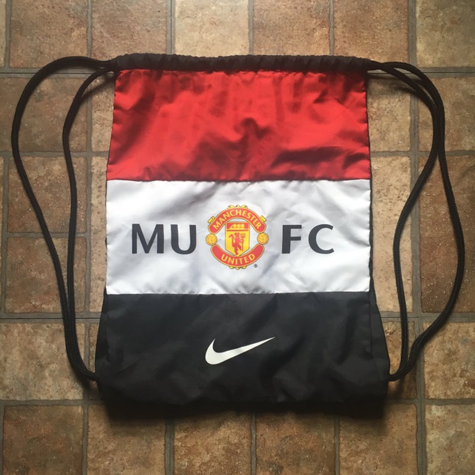 Detail Drawstring Bag Gambar Club Manchester United Nomer 16