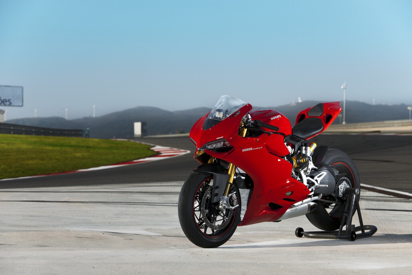Detail Ducati Superbike 1199 Panigale R Nomer 48