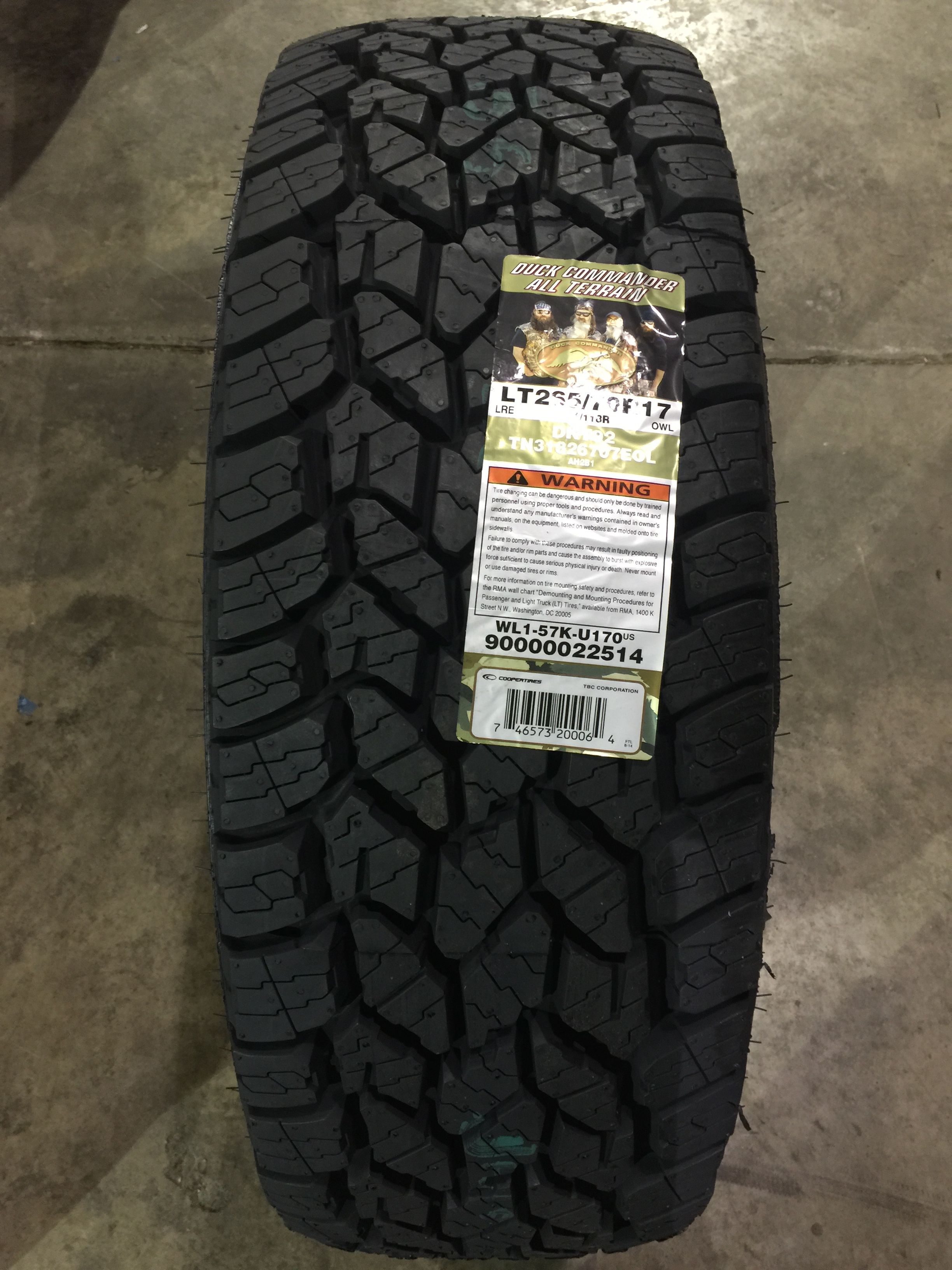 Detail Duck Commander Mud Tire Nomer 21