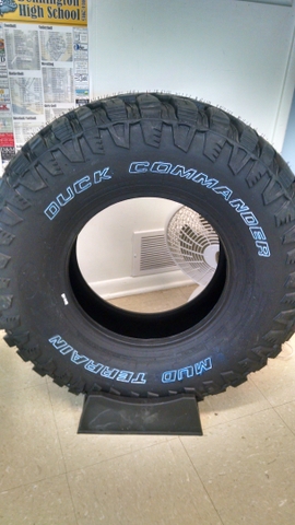 Detail Duck Commander Mud Tire Nomer 42
