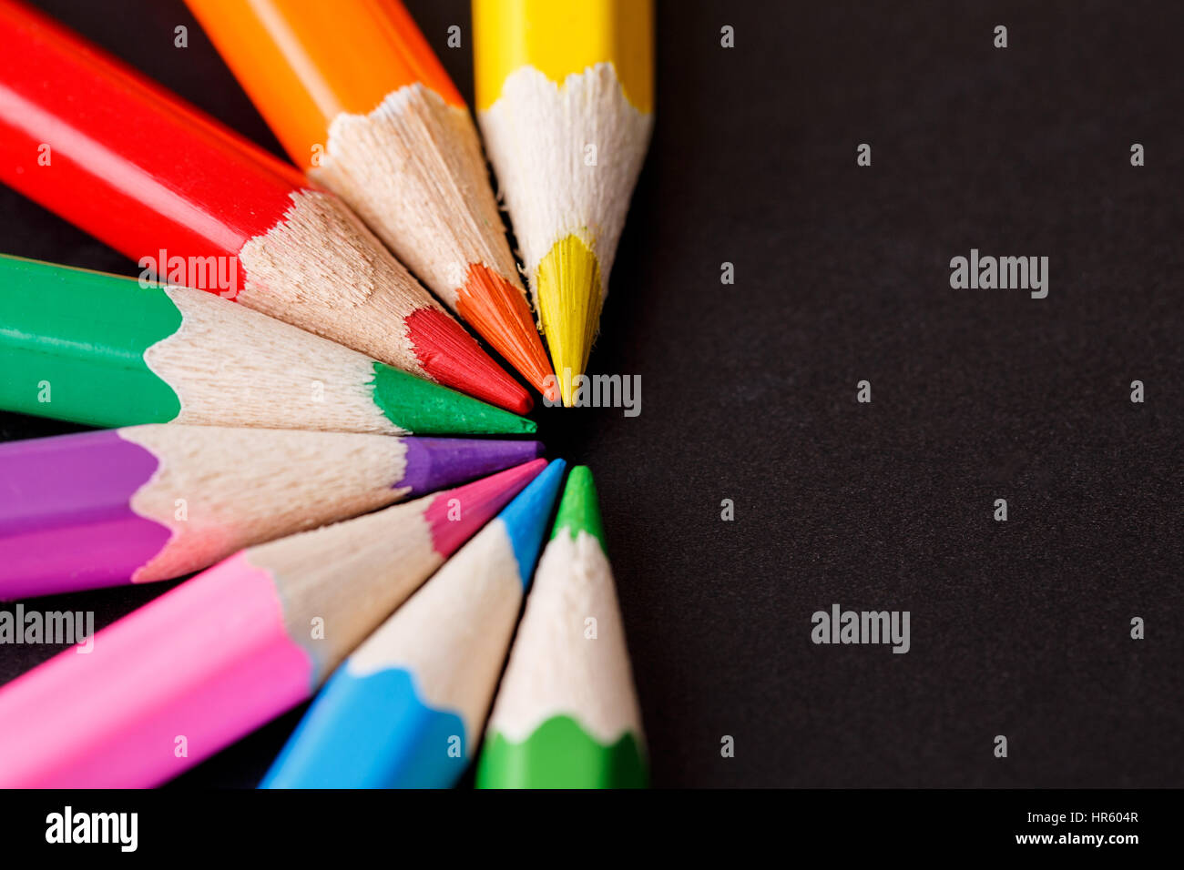 Detail Background Ppt Pensil Nomer 43