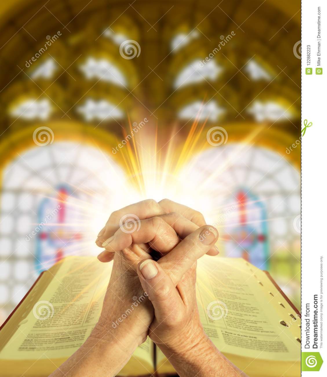 Detail Background Prayer Hands Nomer 45