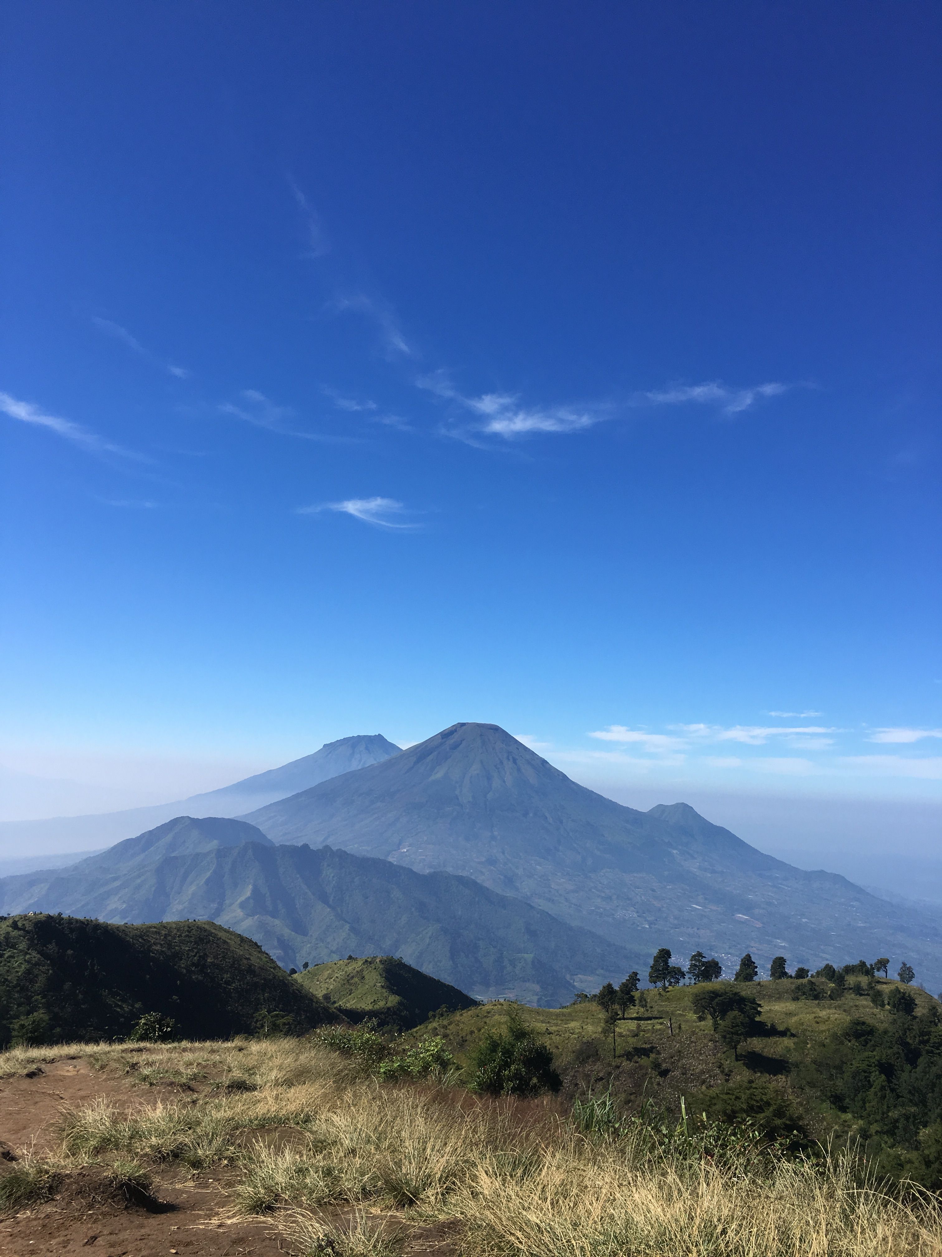 Detail Background Puncak Gunung Nomer 2