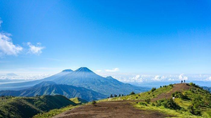 Detail Background Puncak Gunung Nomer 41