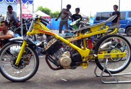 Detail Background Racing Drag Bike Warna Warni Nomer 11