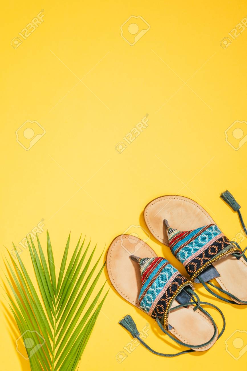 Background Sandal - KibrisPDR