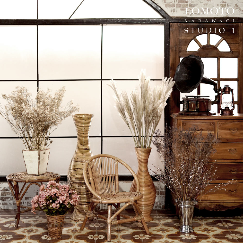 Detail Background Studio Keluarga Nomer 31