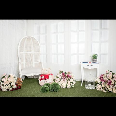 Detail Background Studio Keluarga Nomer 46