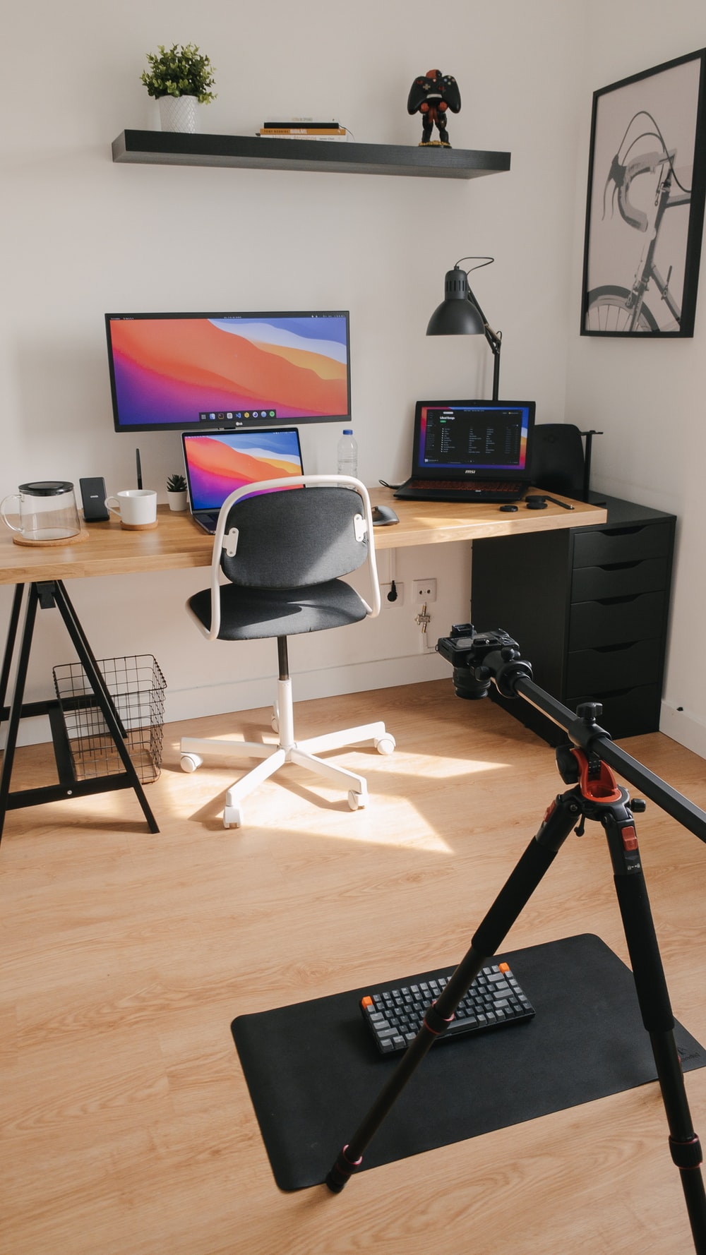 Detail Background Studio Youtuber Nomer 7