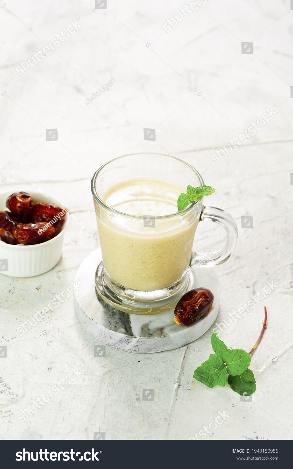 Detail Background Susu Kurma Nomer 22