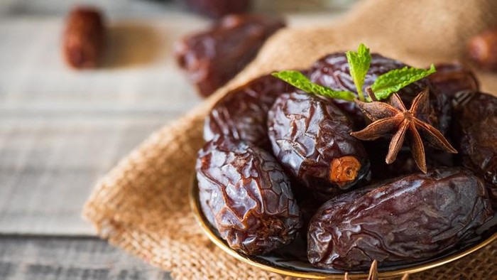 Detail Background Susu Kurma Nomer 48
