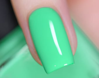 Detail Cremefarbener Nagellack Nomer 6