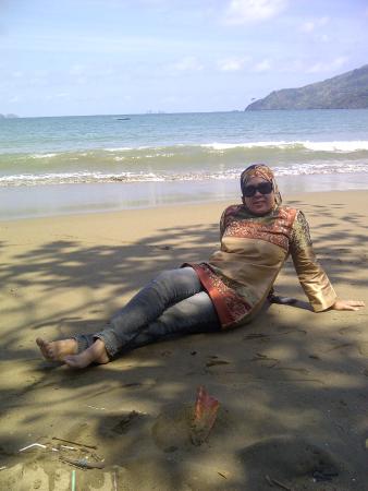 Duduk Di Pantai - KibrisPDR