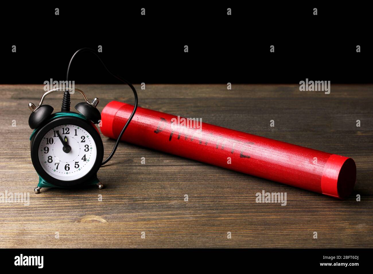 Detail Dynamite Stopwatch Nomer 6