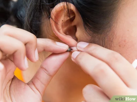 Detail Ear Piercing Hole Cleaner Nomer 7