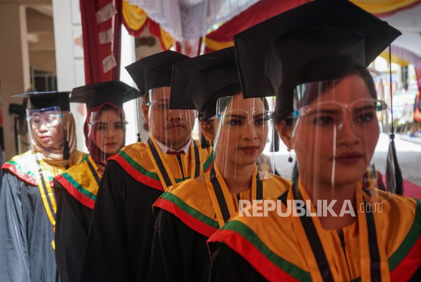 Detail Edit Foto Wisuda Online Nomer 58