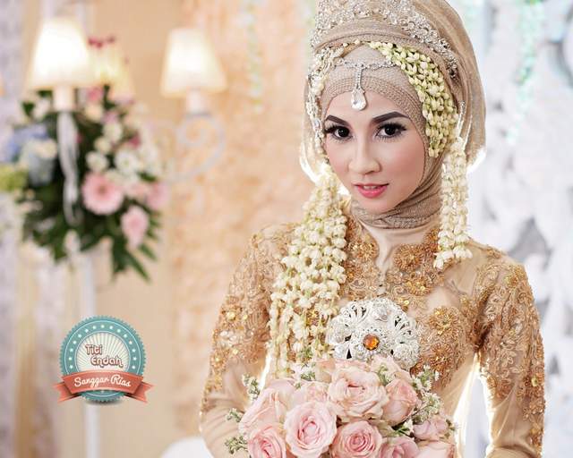 Detail Editor Foto Pengantin Nomer 34