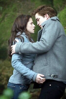Detail Edward Cullen Dan Bella Swan Nomer 17