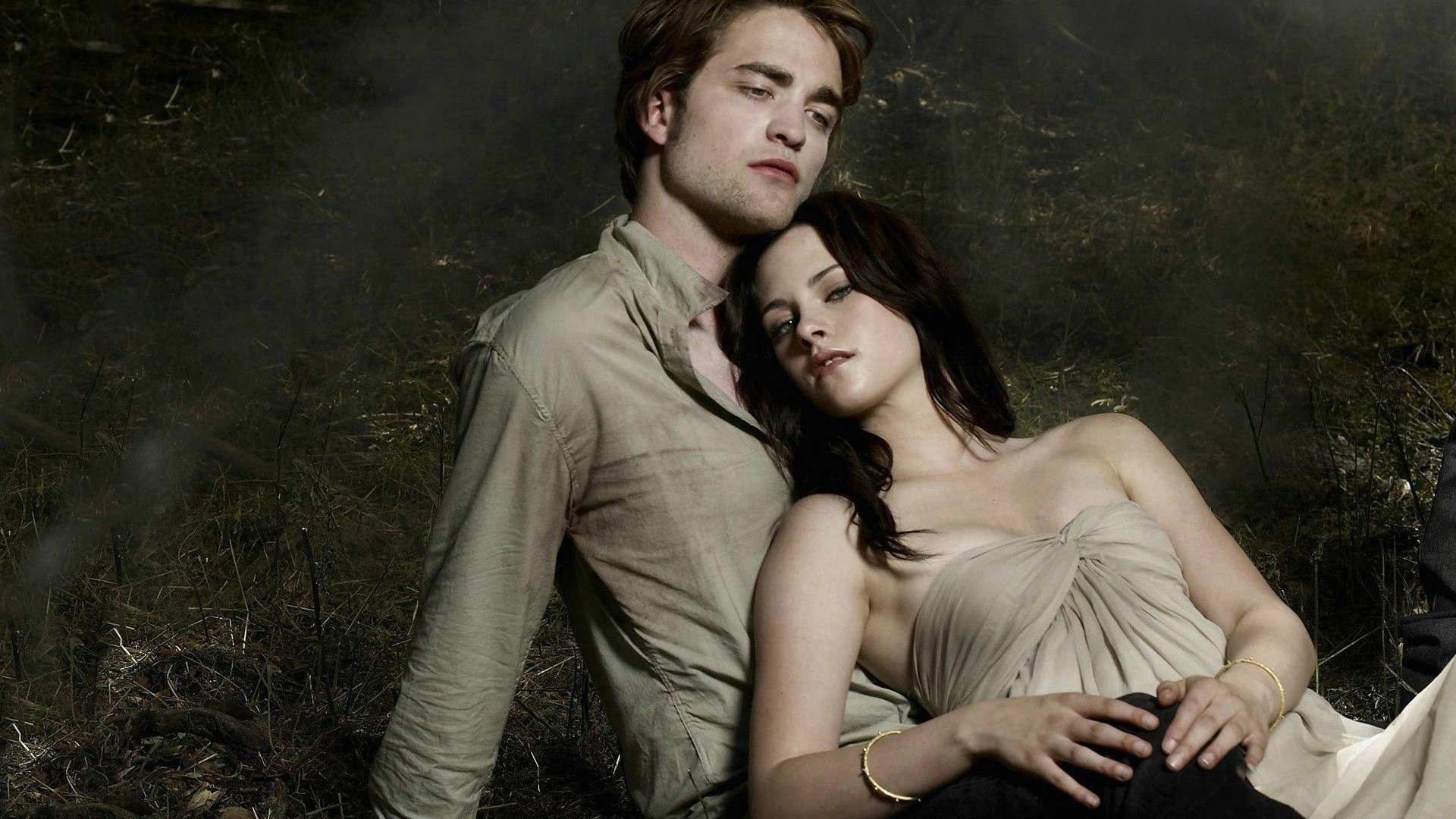 Detail Edward Cullen Dan Bella Swan Nomer 23