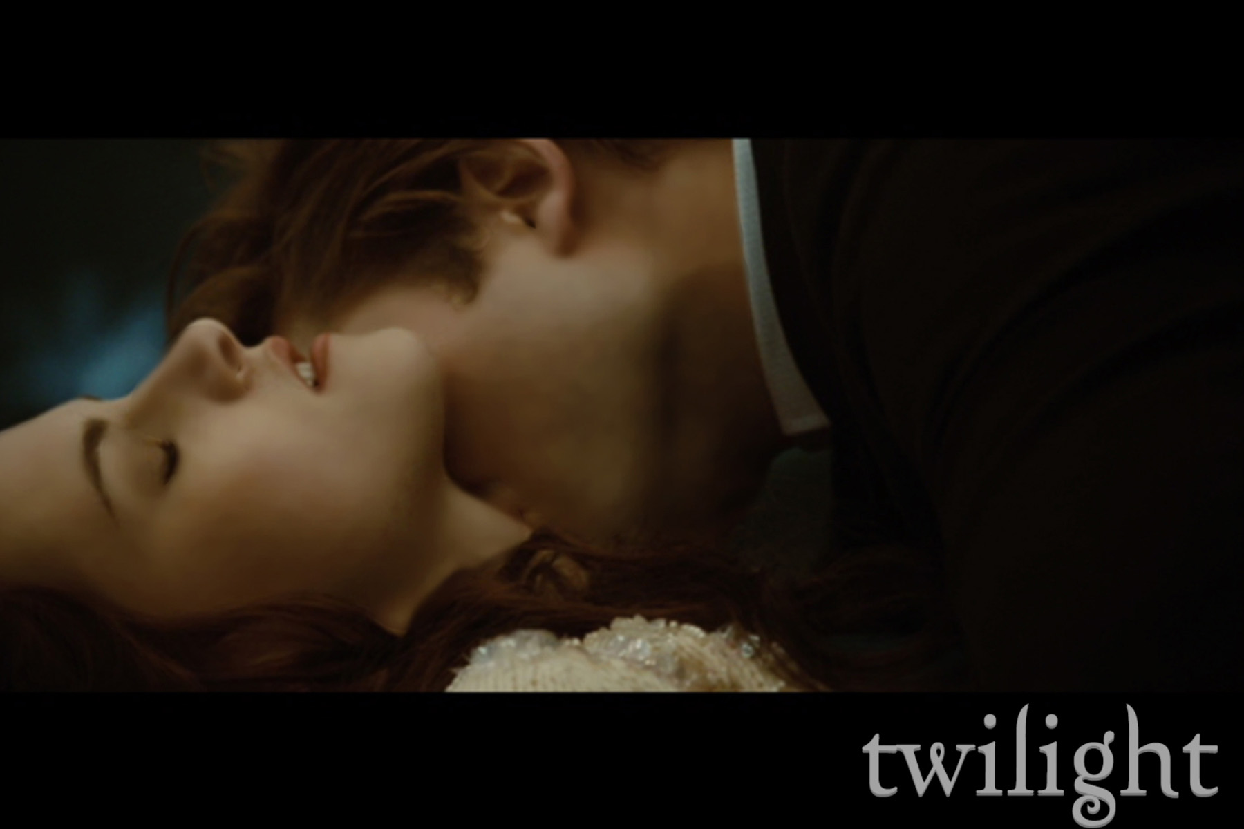 Detail Edward Cullen Dan Bella Swan Nomer 33
