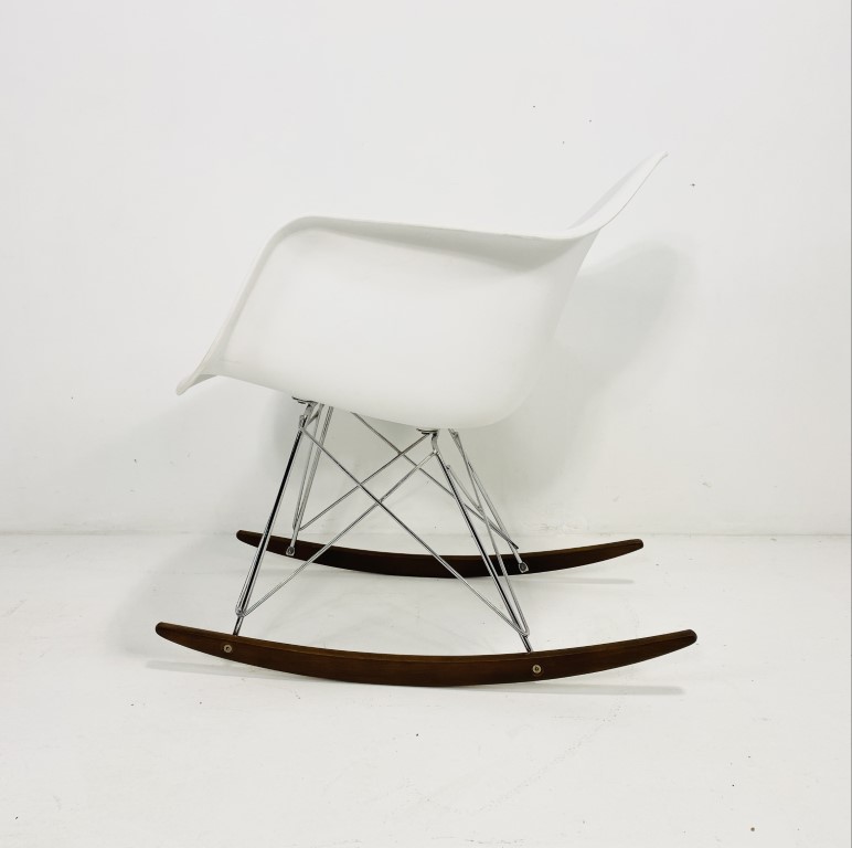 Detail Eiffel Rocking Chair Nomer 52