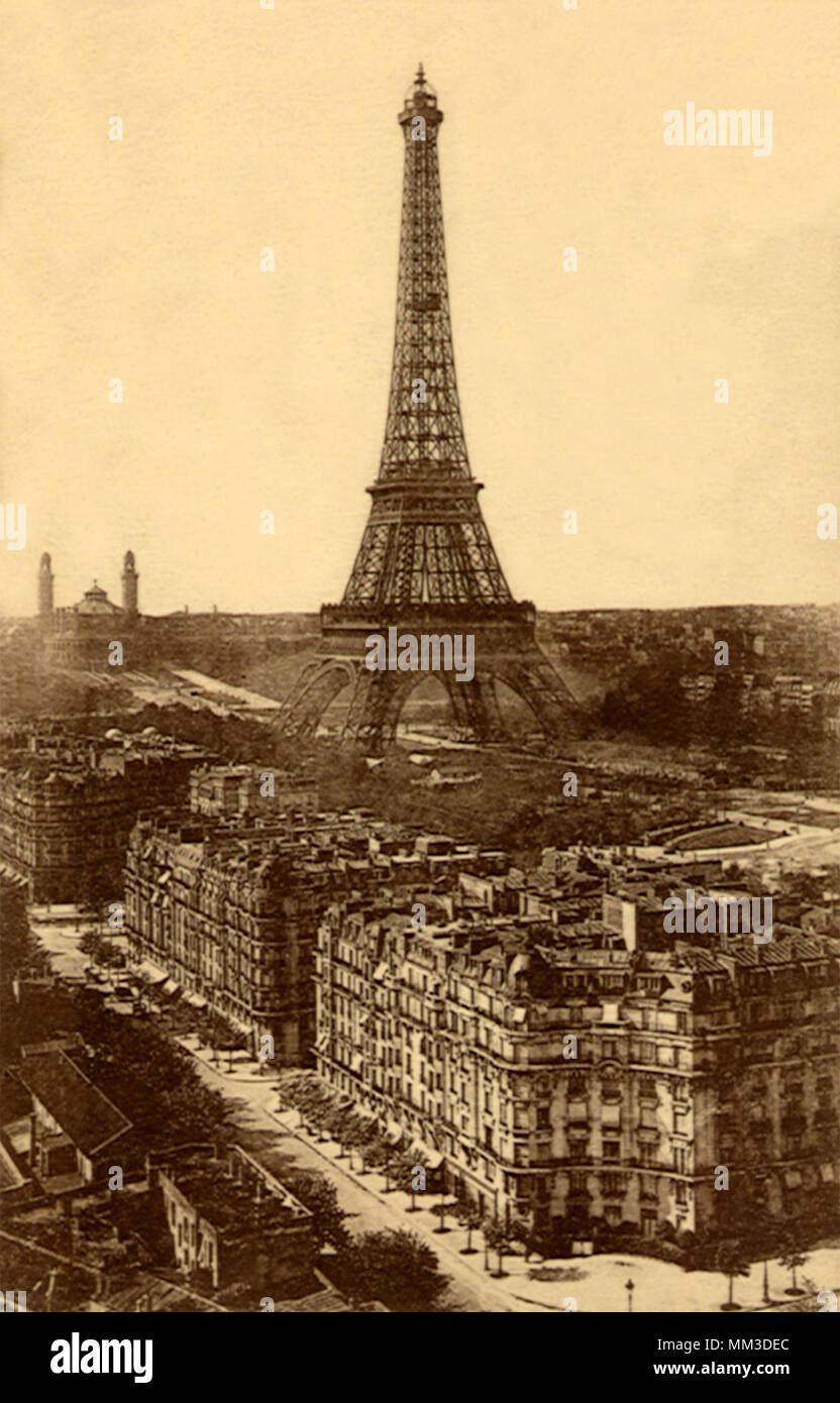 Detail Eiffel Tower 1920 Nomer 18