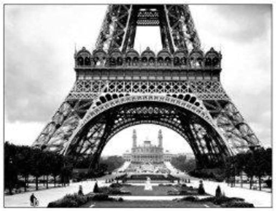 Detail Eiffel Tower 1920 Nomer 36