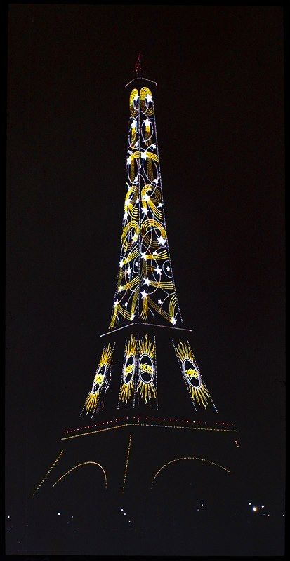 Detail Eiffel Tower 1920 Nomer 41