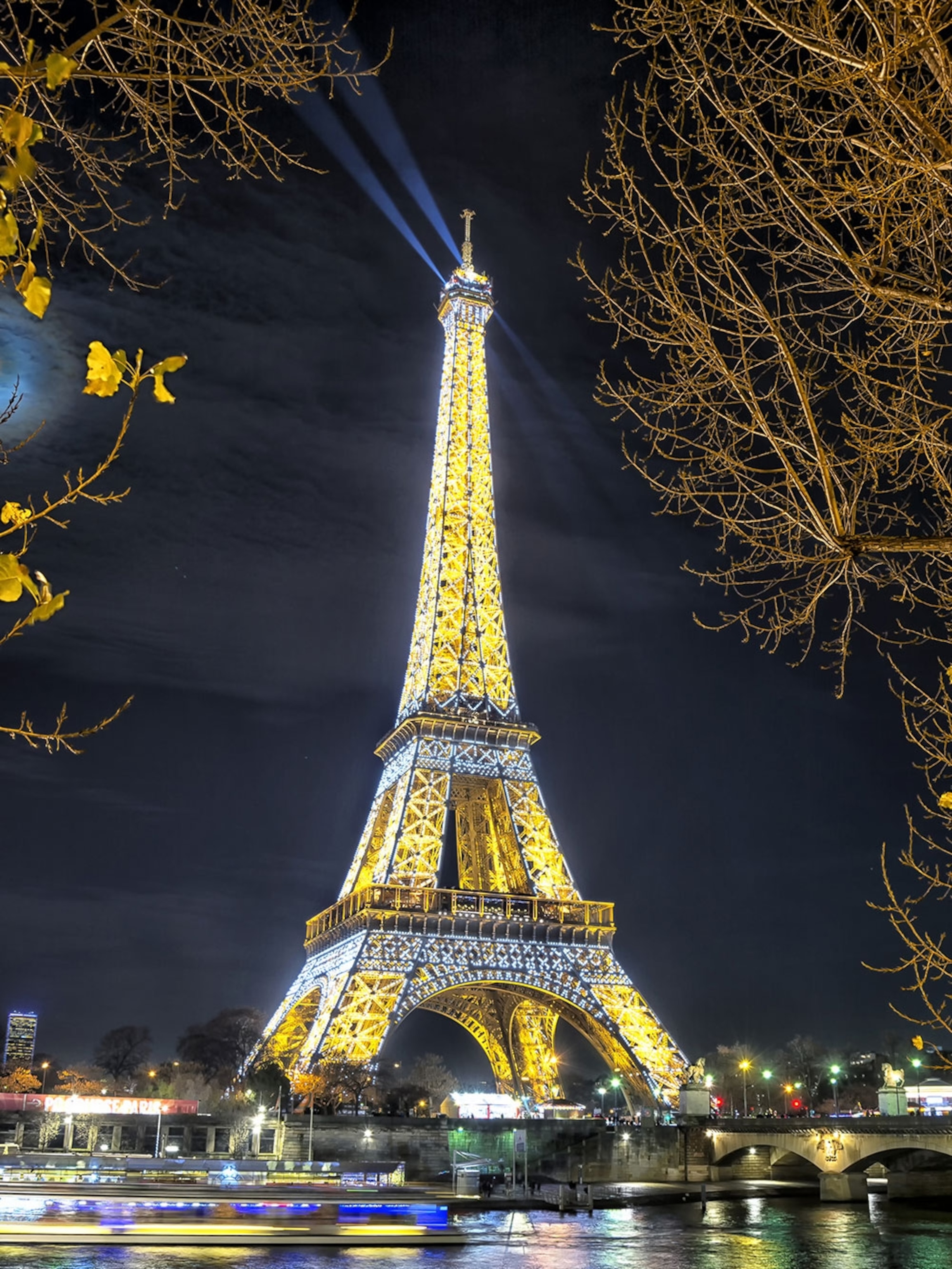 Detail Eiffel Tower 1920 Nomer 45