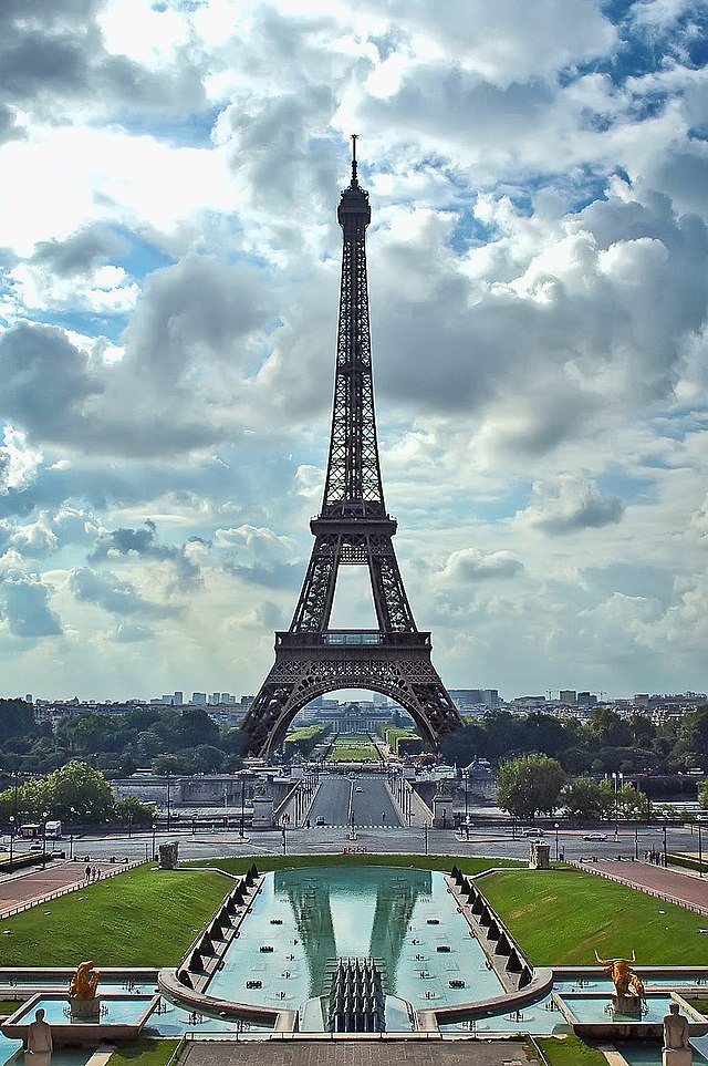 Detail Eiffel Tower 1920 Nomer 53