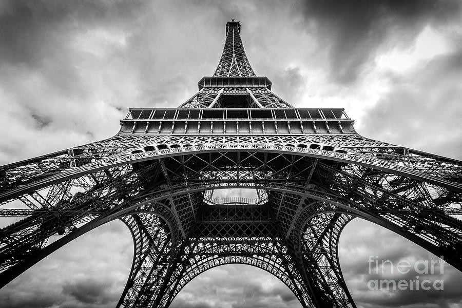 Detail Eiffel Tower Black And White Nomer 56