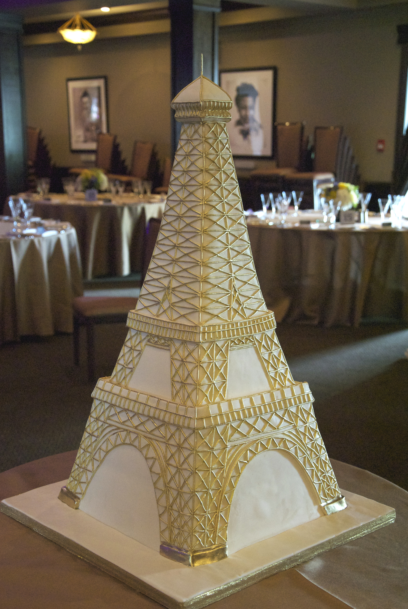 Detail Eiffel Tower Cake Pan Nomer 41