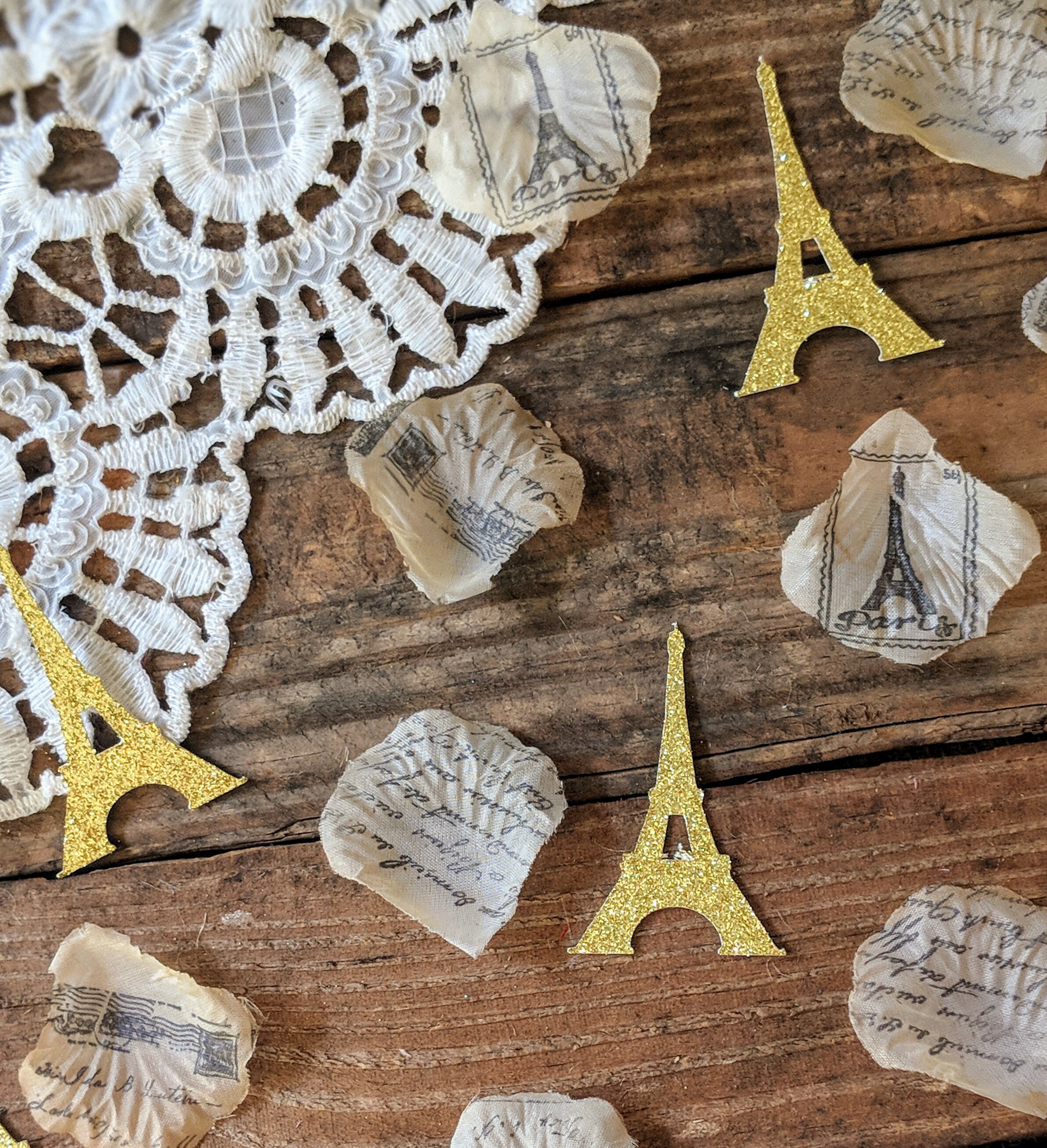 Detail Eiffel Tower Confetti Nomer 41