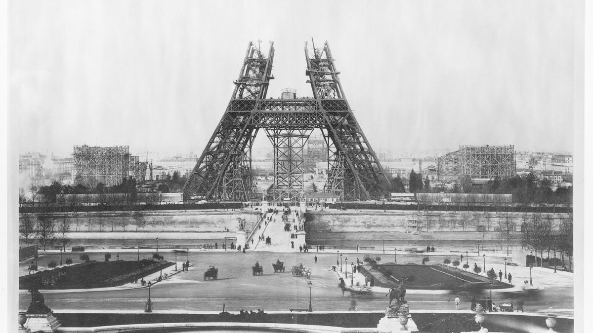 Detail Eiffel Tower Construction Photos Nomer 20