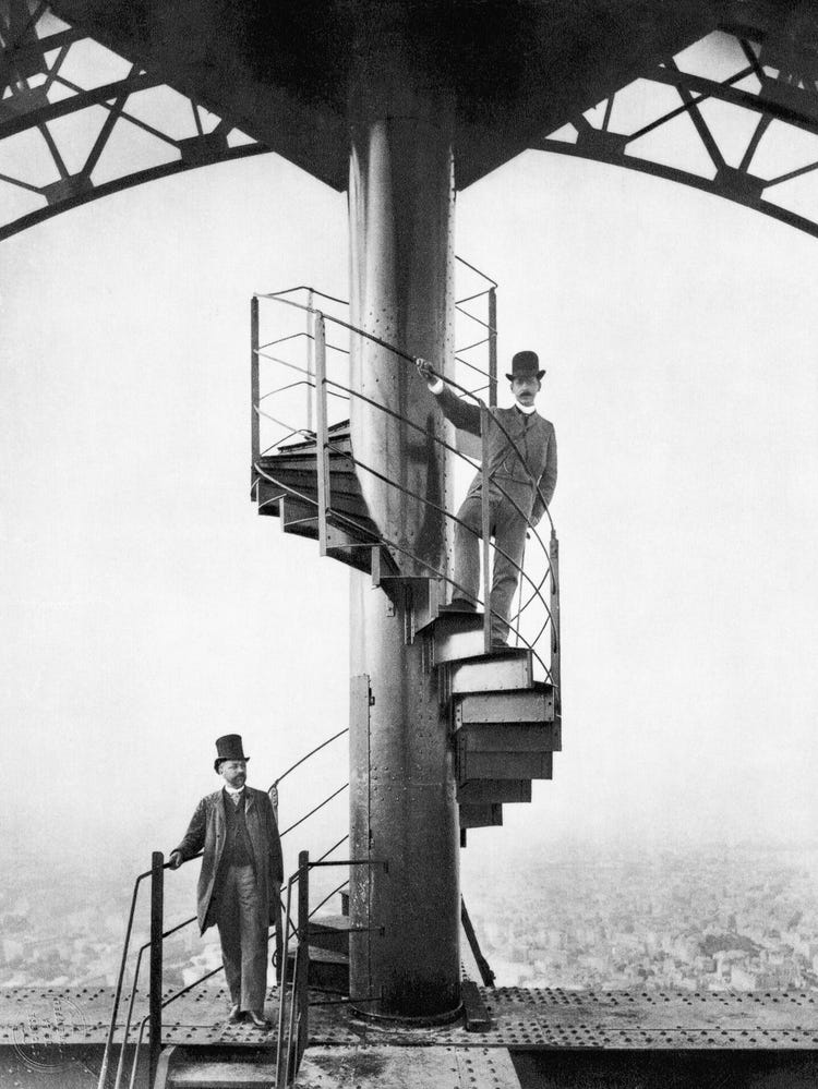 Detail Eiffel Tower Construction Photos Nomer 46