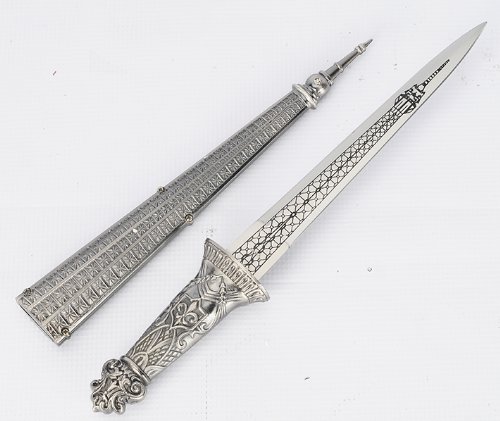 Detail Eiffel Tower Dagger Nomer 25