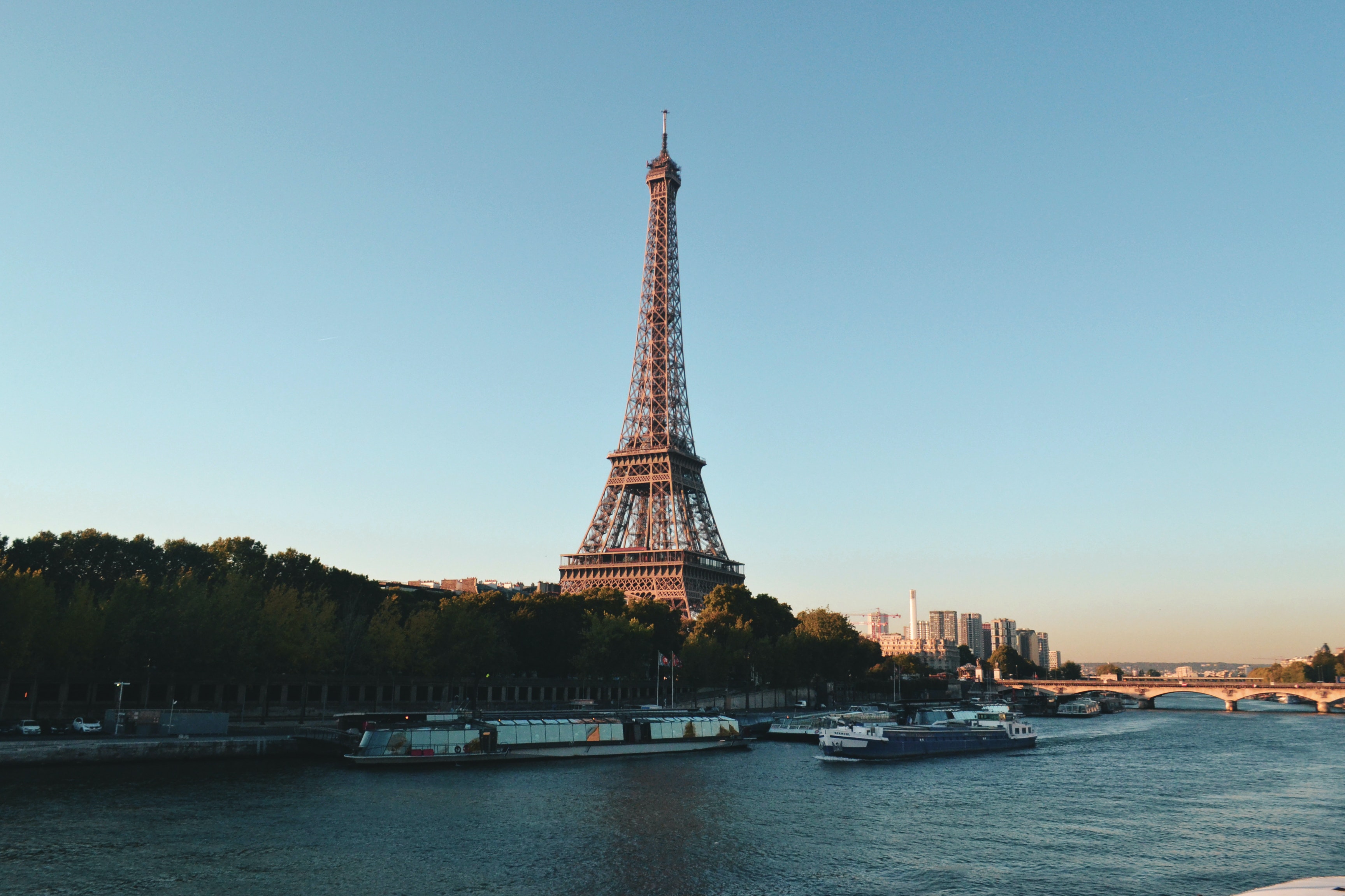 Detail Eiffel Tower Free Nomer 15