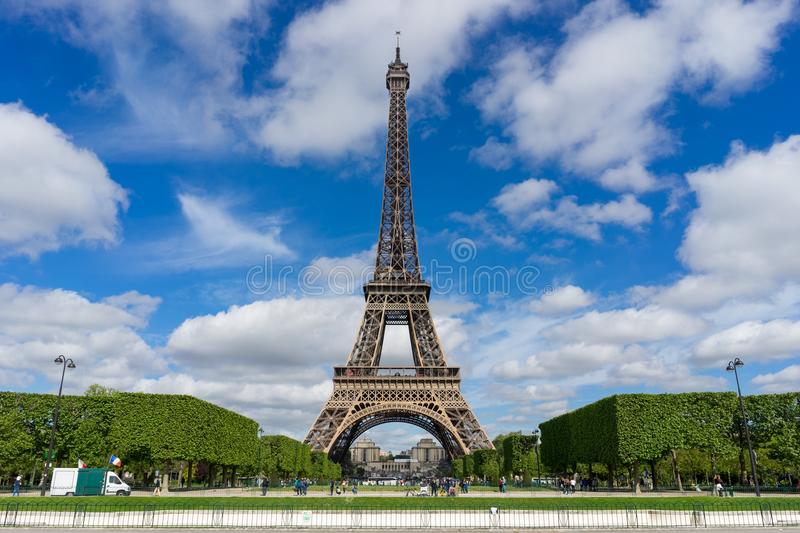 Detail Eiffel Tower Hd Nomer 38