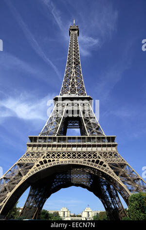 Detail Eiffel Tower High Definition Nomer 10